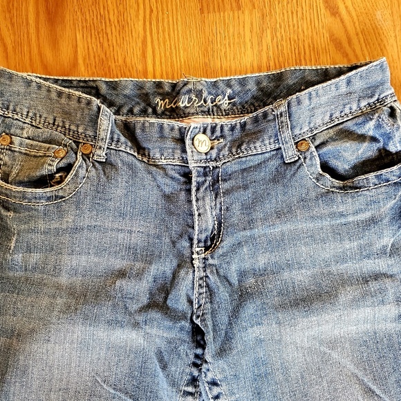 Maurices Jeans sz 11/12 - Picture 2 of 4